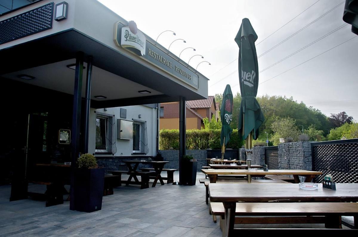 Penzion 68 Hotel Kladno Bagian luar foto